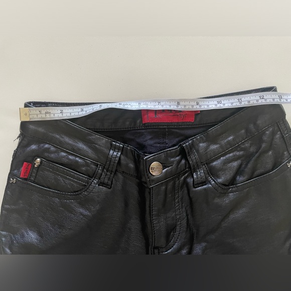Tripp NYC Vegan leather pants - Picture 15 of 16
